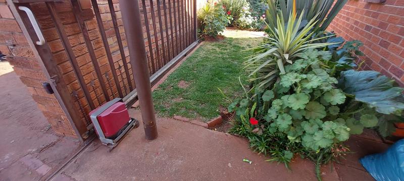 5 Bedroom Property for Sale in Randgate Gauteng
