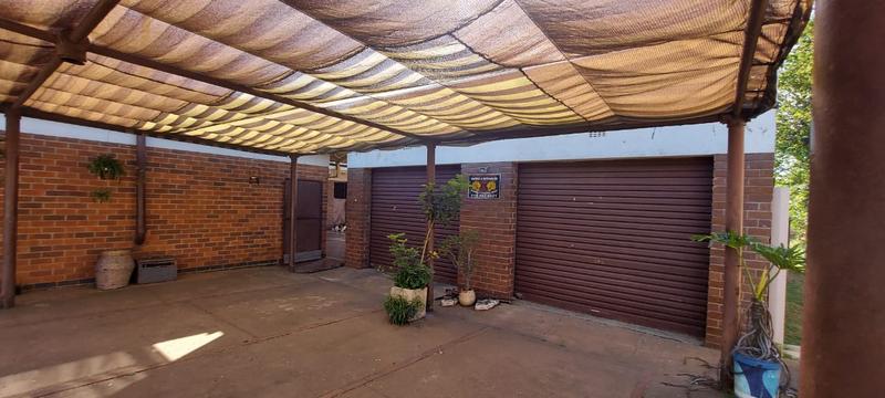 5 Bedroom Property for Sale in Randgate Gauteng