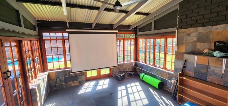 5 Bedroom Property for Sale in Wilbotsdal A H Gauteng