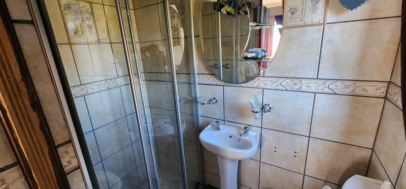 5 Bedroom Property for Sale in Wilbotsdal A H Gauteng