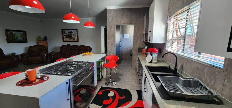 5 Bedroom Property for Sale in Wilbotsdal A H Gauteng