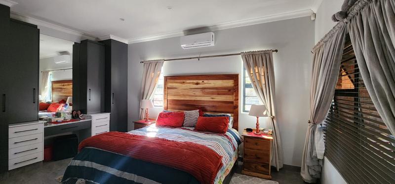 5 Bedroom Property for Sale in Wilbotsdal A H Gauteng