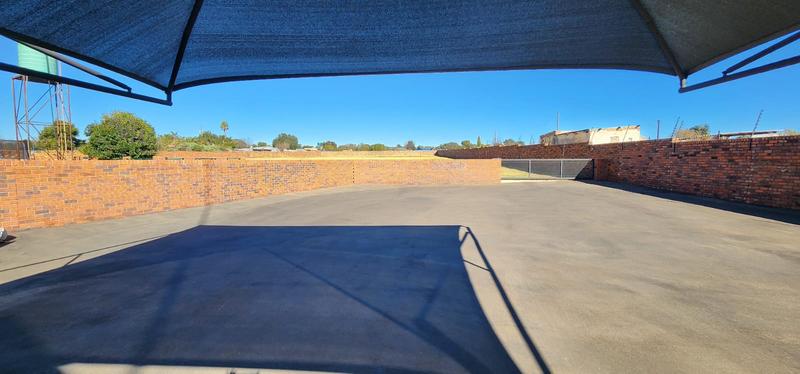 5 Bedroom Property for Sale in Wilbotsdal A H Gauteng