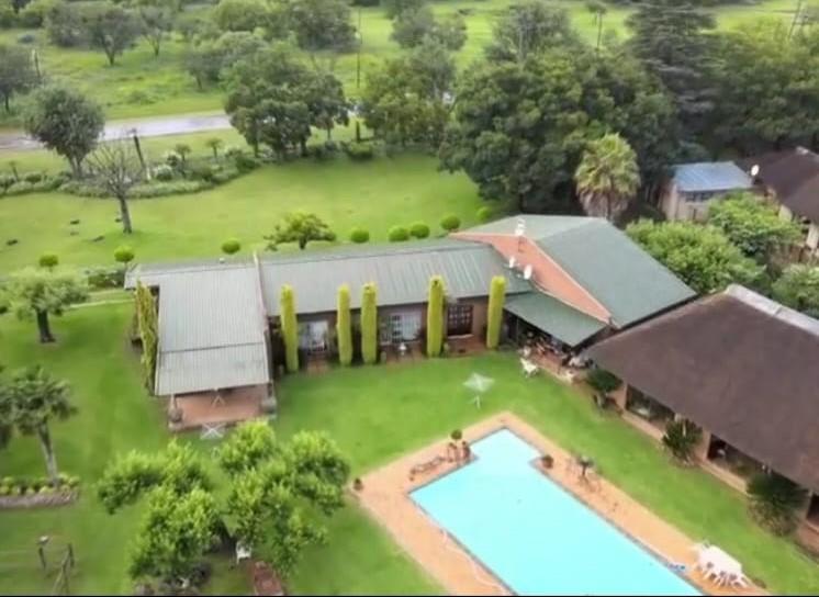 4 Bedroom Property for Sale in Hekpoort Gauteng