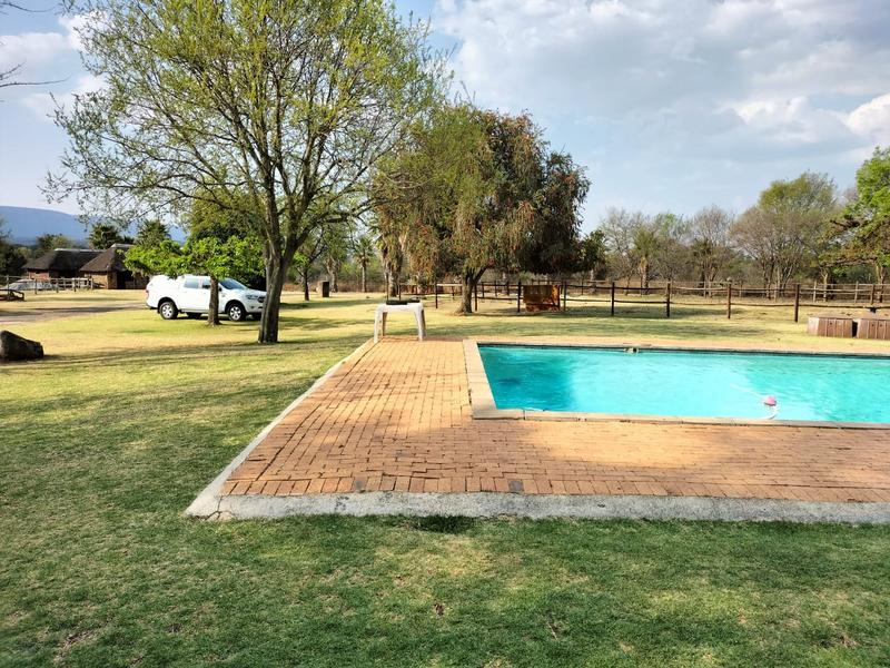 4 Bedroom Property for Sale in Hekpoort Gauteng