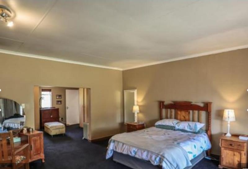 4 Bedroom Property for Sale in Hekpoort Gauteng