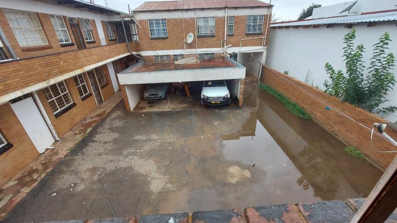 1 Bedroom Property for Sale in Randfontein Central Gauteng
