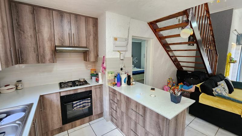 2 Bedroom Property for Sale in Bassonia Gauteng