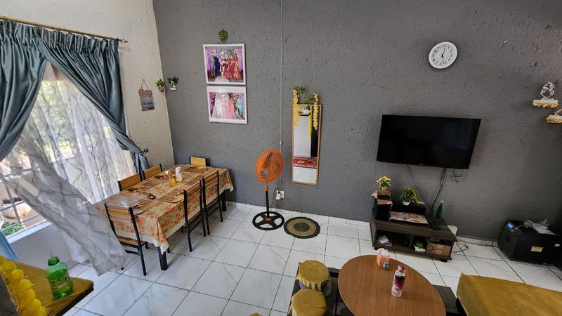 2 Bedroom Property for Sale in Bassonia Gauteng