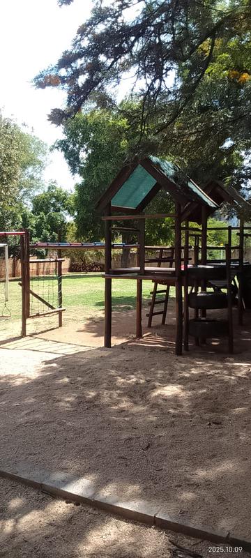 To Let 3 Bedroom Property for Rent in Die Hoewes Gauteng