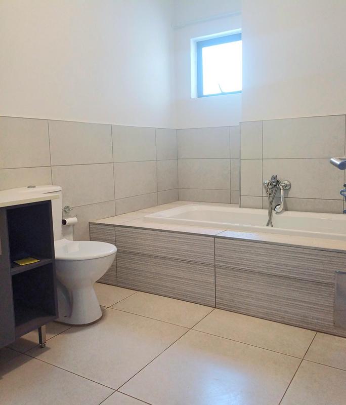 2 Bedroom Property for Sale in Pomona AH Gauteng