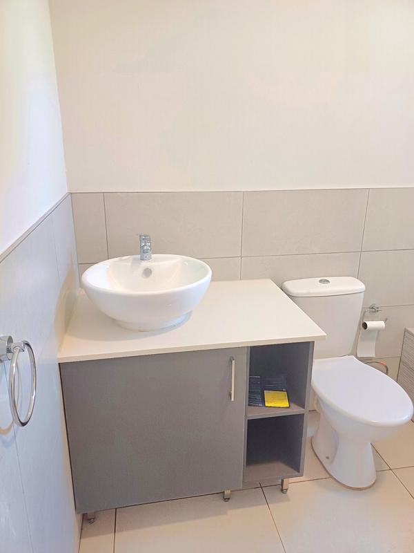 2 Bedroom Property for Sale in Pomona AH Gauteng