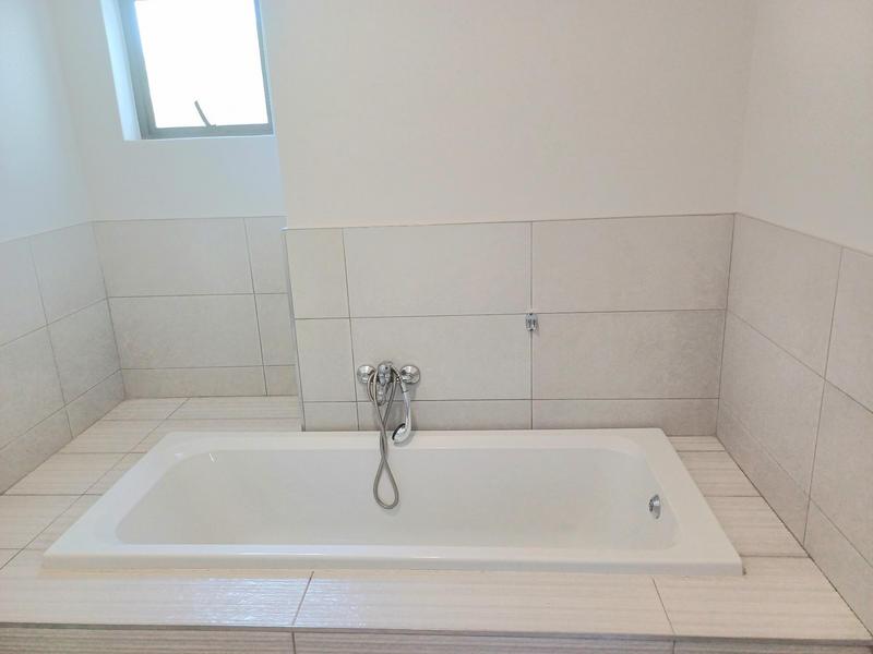2 Bedroom Property for Sale in Pomona AH Gauteng