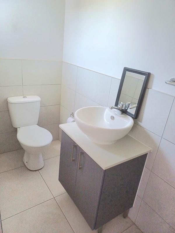 2 Bedroom Property for Sale in Pomona AH Gauteng