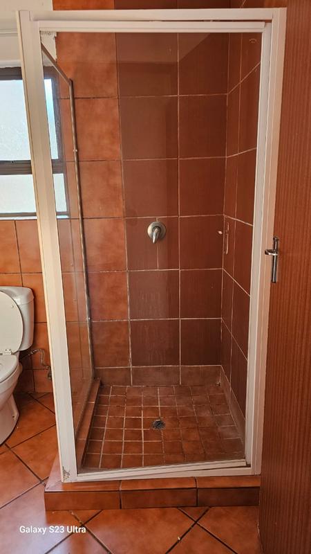 To Let 4 Bedroom Property for Rent in Heatherview Gauteng