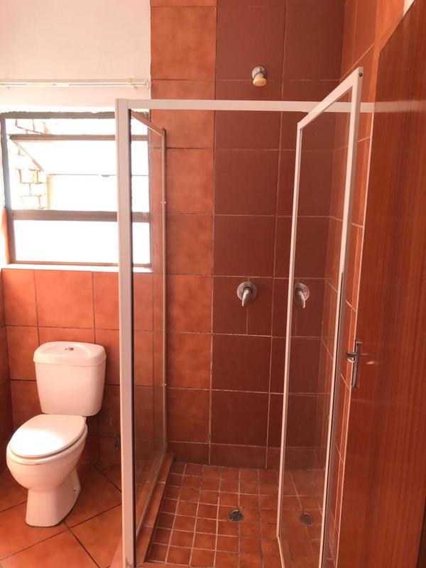To Let 4 Bedroom Property for Rent in Heatherview Gauteng