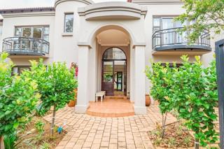 To Let 4 Bedroom Property for Rent in Silver Lakes Golf Estate Gauteng