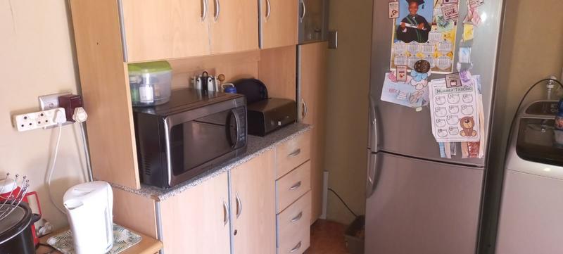 2 Bedroom Property for Sale in Mohlakeng Gauteng