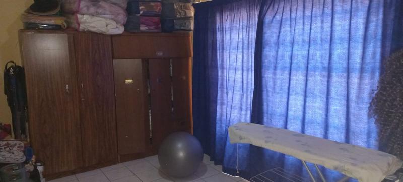 2 Bedroom Property for Sale in Mohlakeng Gauteng