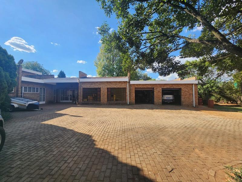 4 Bedroom Property for Sale in Wilbotsdal A H Gauteng