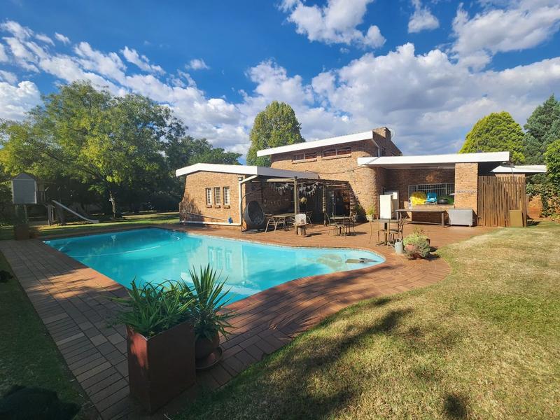 4 Bedroom Property for Sale in Wilbotsdal A H Gauteng