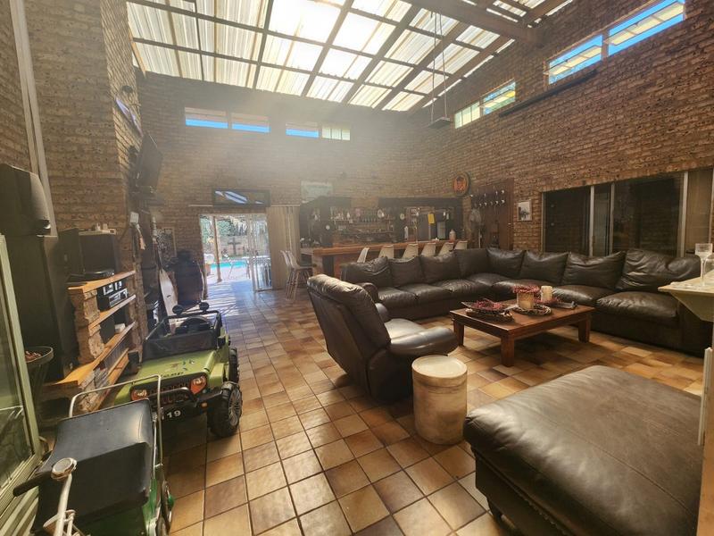 4 Bedroom Property for Sale in Wilbotsdal A H Gauteng