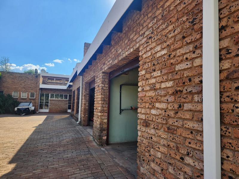 4 Bedroom Property for Sale in Wilbotsdal A H Gauteng