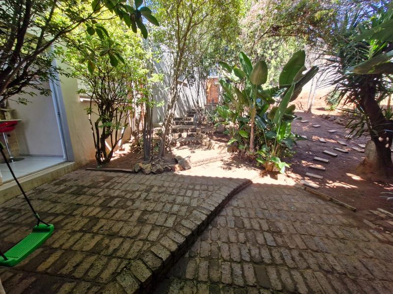3 Bedroom Property for Sale in Glenvista Gauteng