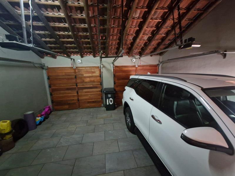 3 Bedroom Property for Sale in Glenvista Gauteng