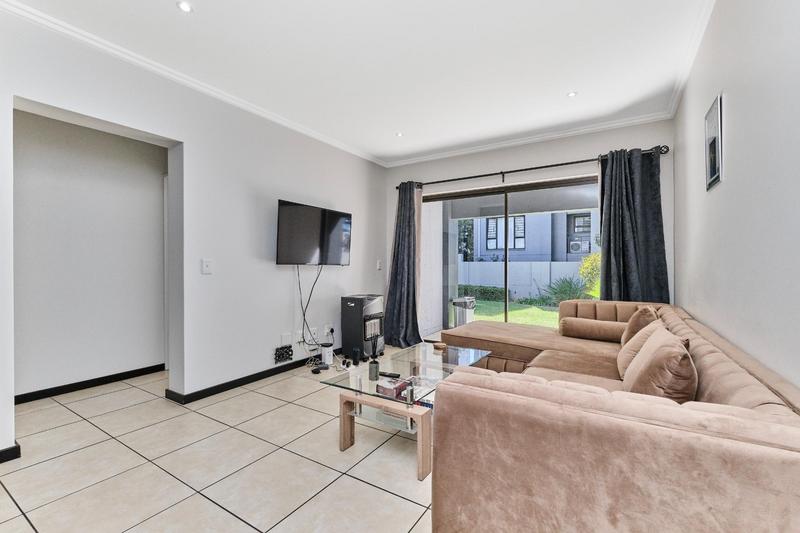 2 Bedroom Property for Sale in Lonehill Gauteng