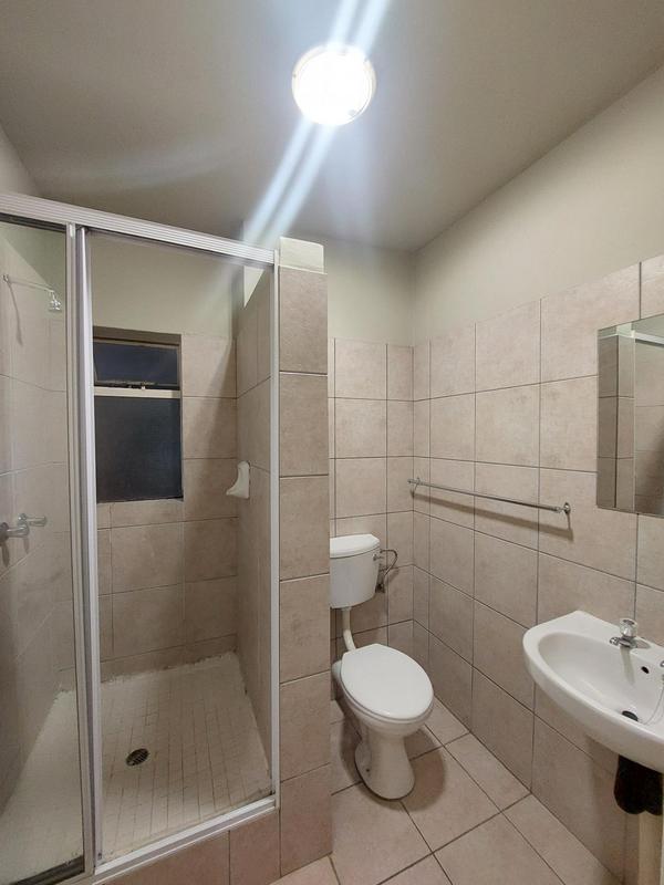 1 Bedroom Property for Sale in Braamfontein Werf Gauteng