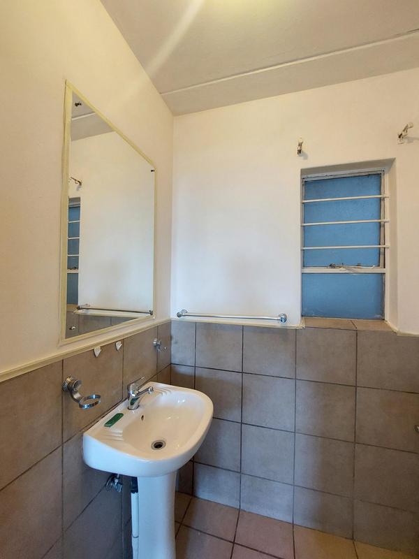 To Let 1 Bedroom Property for Rent in Braamfontein Werf Gauteng