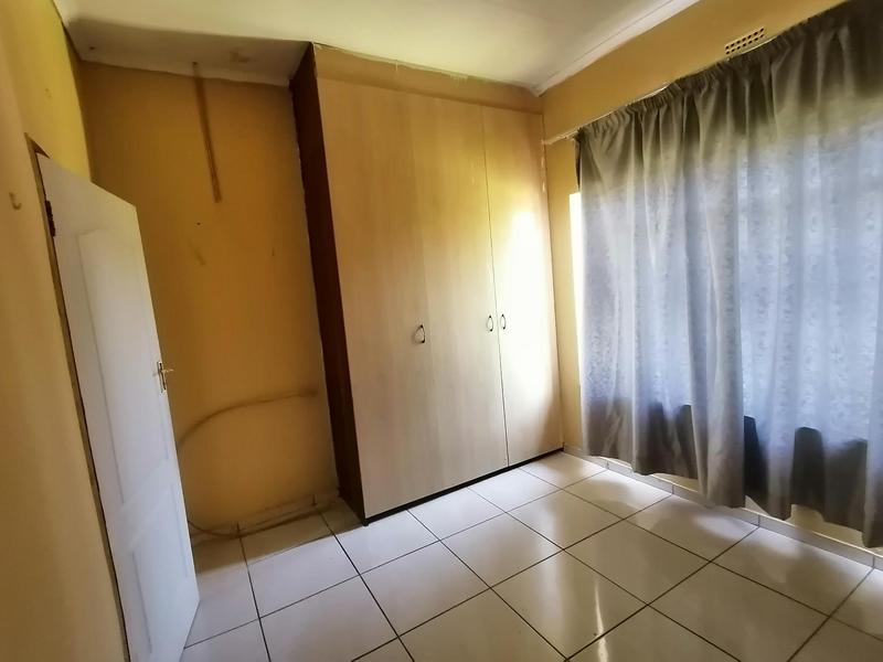 1 Bedroom Property for Sale in Birchleigh North Gauteng
