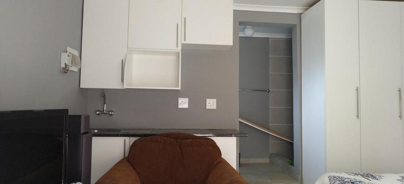 1 Bedroom Property for Sale in Birch Acres Gauteng