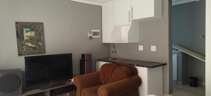 1 Bedroom Property for Sale in Birch Acres Gauteng
