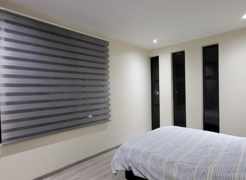 5 Bedroom Property for Sale in Glen Marais Gauteng