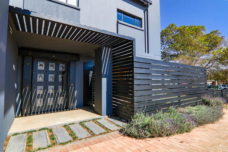 4 Bedroom Property for Sale in Copperleaf Estate Gauteng