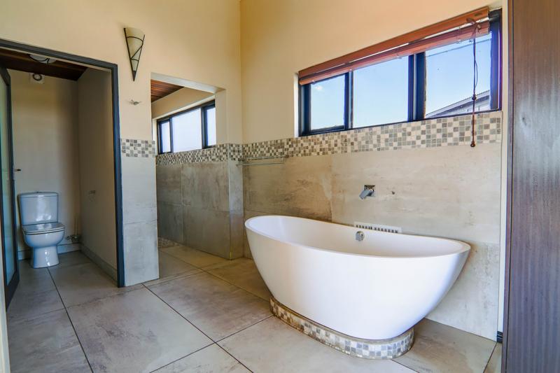 4 Bedroom Property for Sale in Copperleaf Estate Gauteng