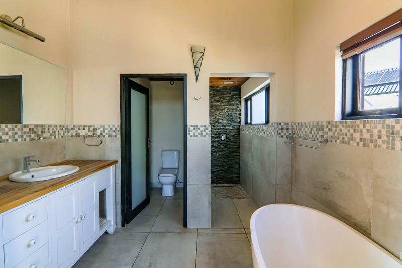 4 Bedroom Property for Sale in Copperleaf Estate Gauteng