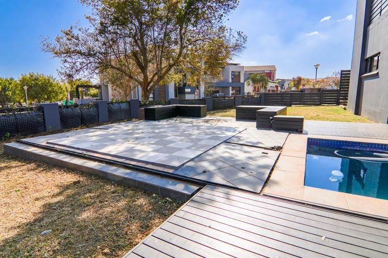 4 Bedroom Property for Sale in Copperleaf Estate Gauteng