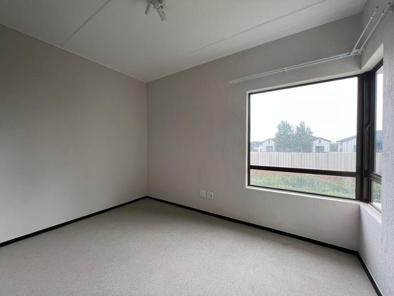 To Let 2 Bedroom Property for Rent in Fourways Gauteng