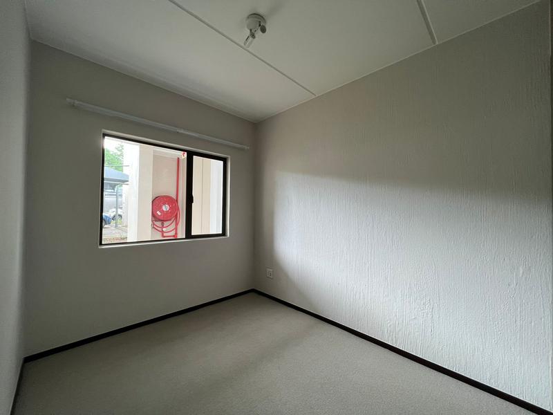 To Let 2 Bedroom Property for Rent in Fourways Gauteng