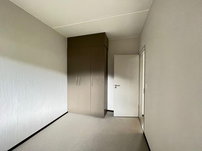 To Let 2 Bedroom Property for Rent in Fourways Gauteng