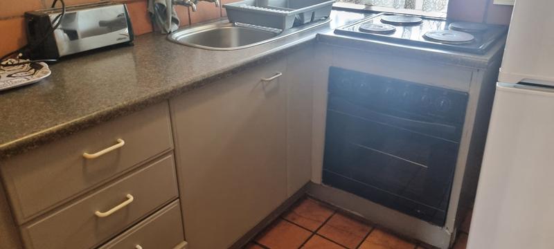 1 Bedroom Property for Sale in Lisdogan Park Gauteng