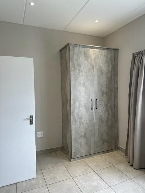 To Let 3 Bedroom Property for Rent in Whiteridge Gauteng