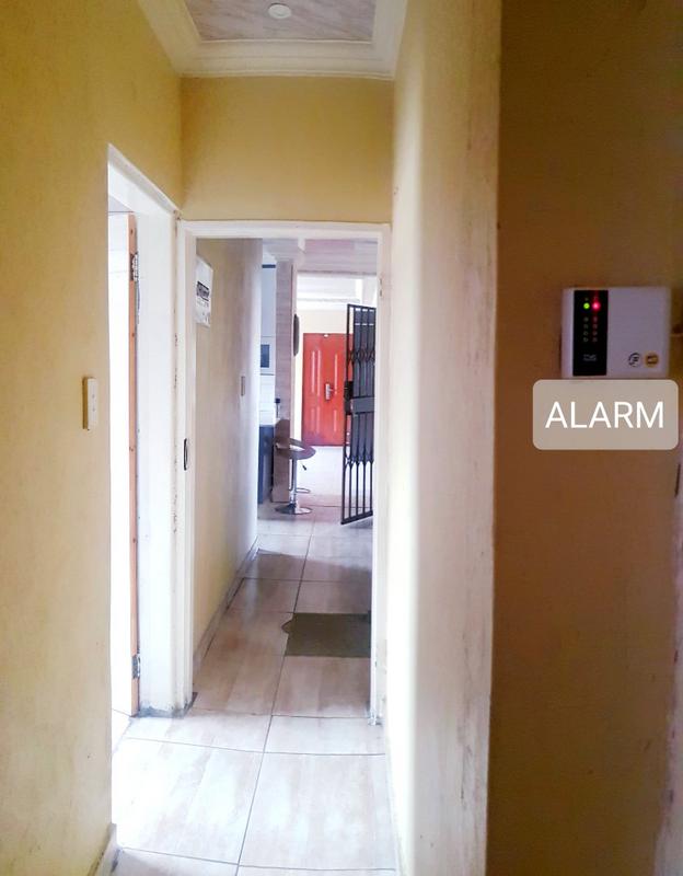 3 Bedroom Property for Sale in Kirkney Gauteng