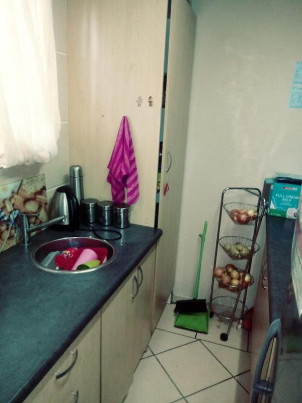 To Let 1 Bedroom Property for Rent in Van Riebeeck Park Gauteng