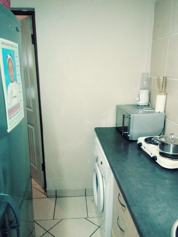 To Let 1 Bedroom Property for Rent in Van Riebeeck Park Gauteng