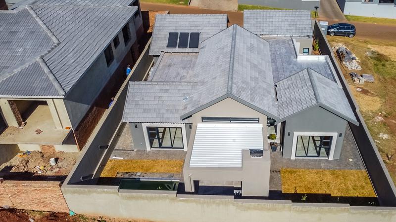 5 Bedroom Property for Sale in Chancliff Ridge Gauteng