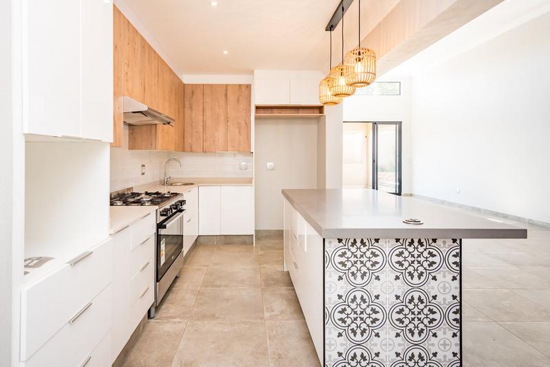 5 Bedroom Property for Sale in Chancliff Ridge Gauteng